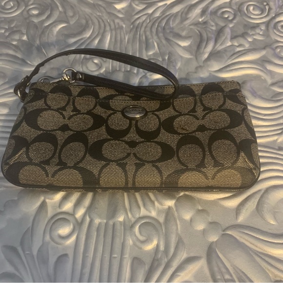 Coach Wristlet - Picture 2 of 5